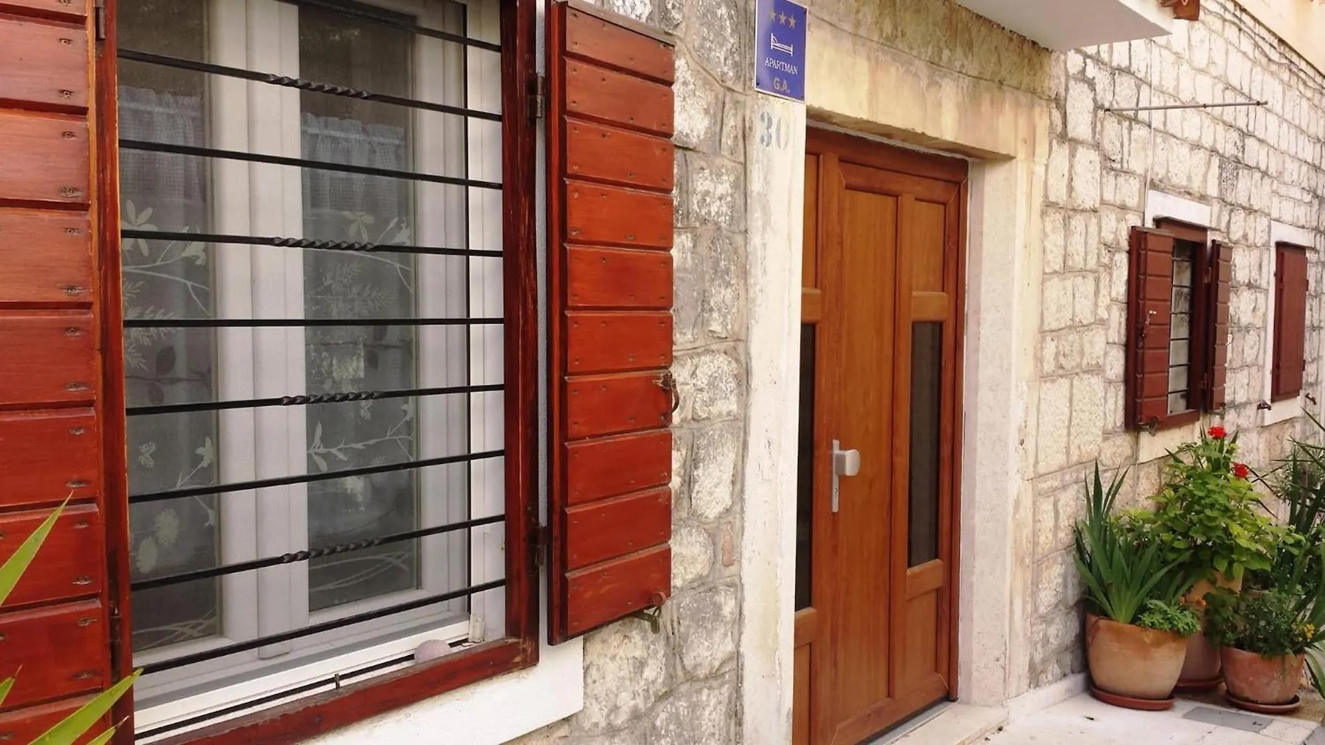 Appartamento Apartman Bugevila Traù