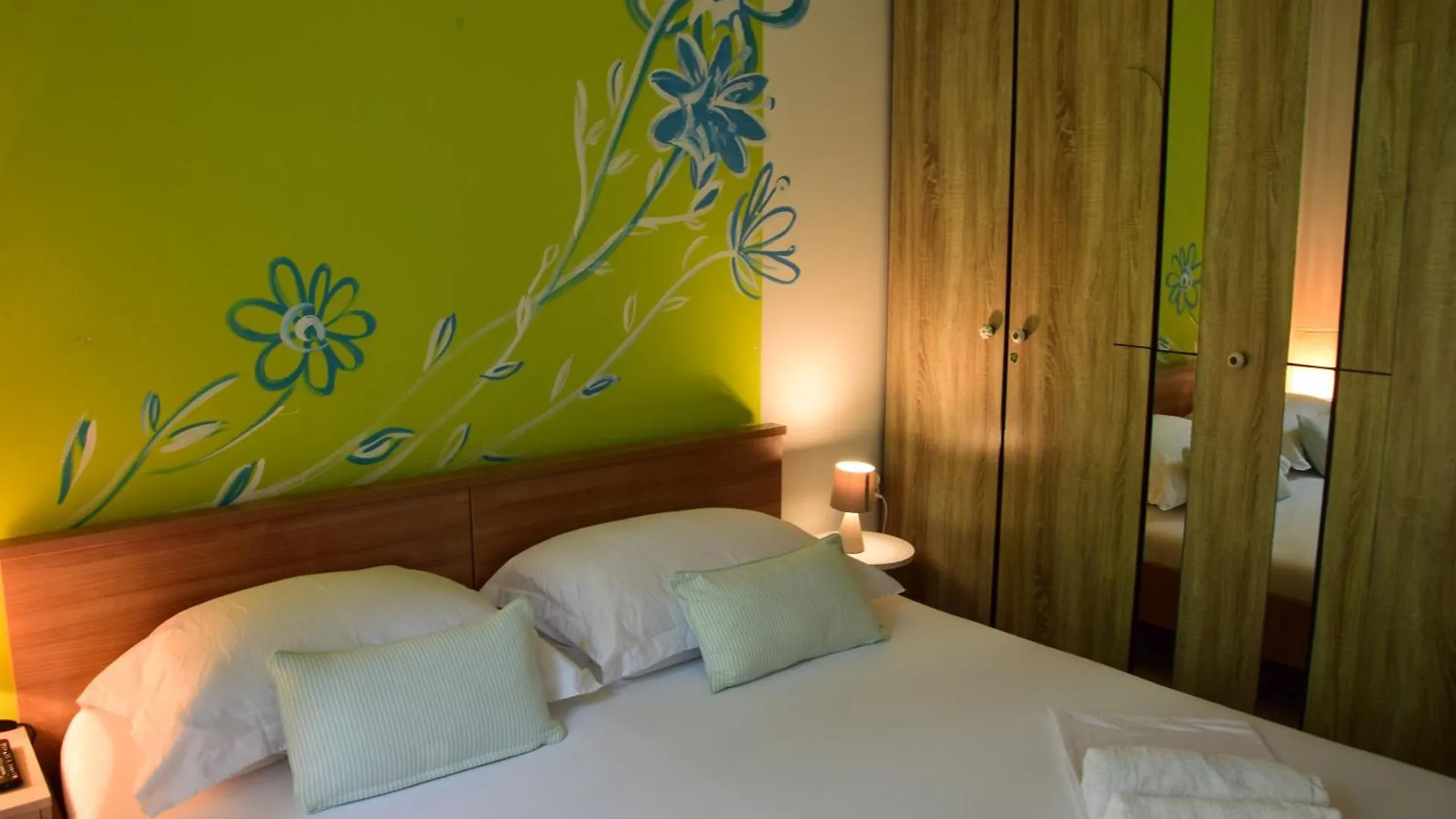 Apartman Bugevila Traù Croazia