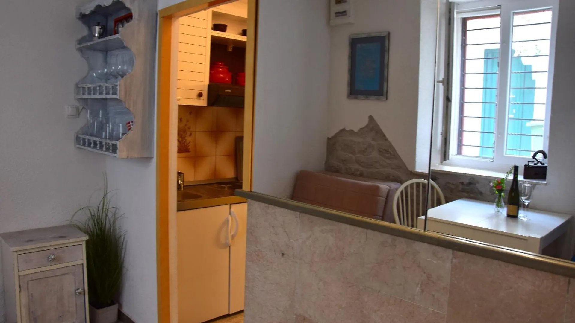 Apartman Bugevila トロギール